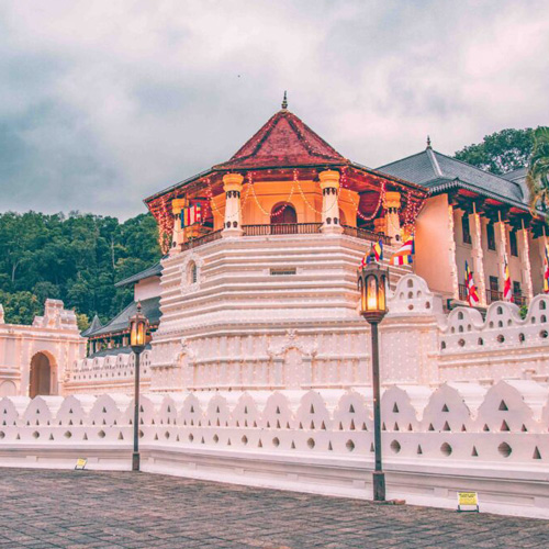listing-details-carousel